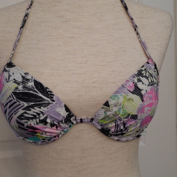 Victoria's Secret Floral Bikini Top only - Picture 5 of 16